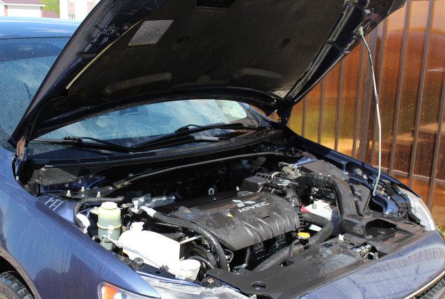 engine bay detailing clean engine